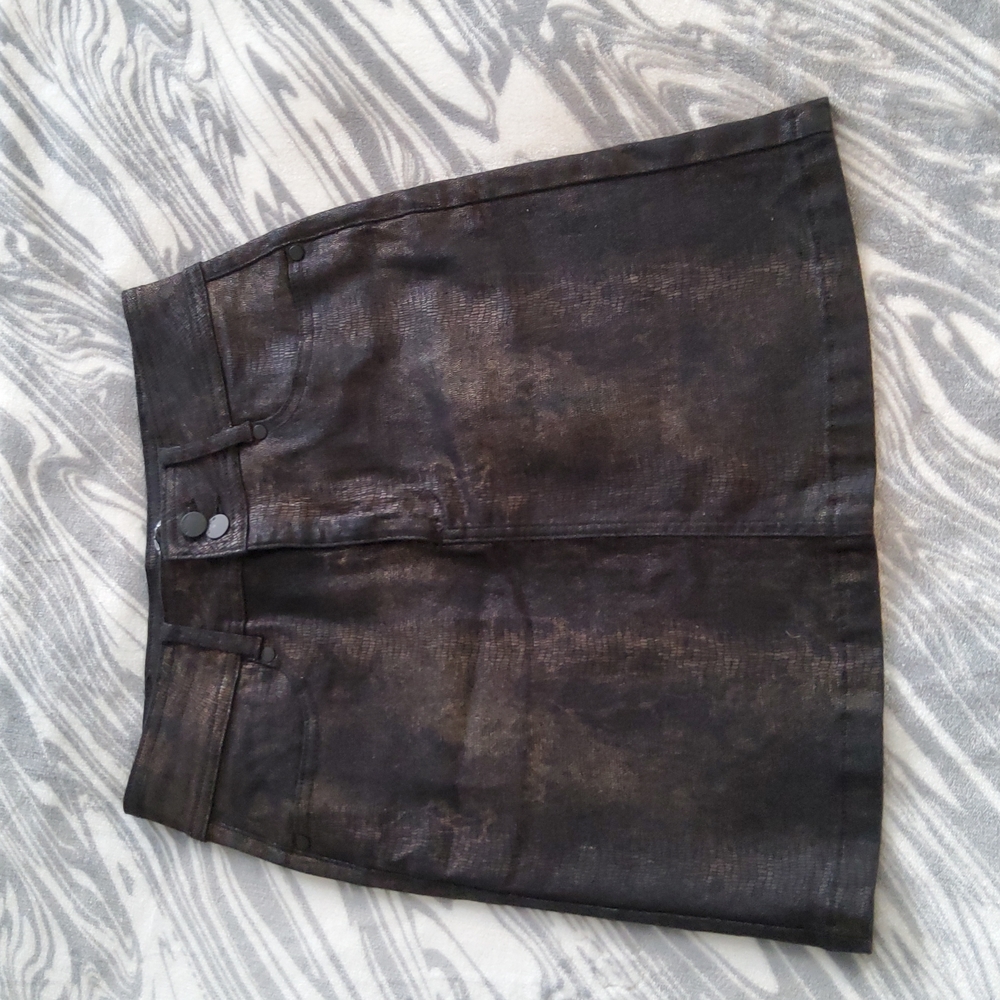 Bebe skirt